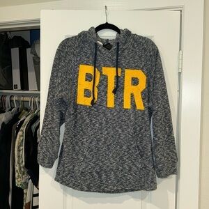 Woolly threads- sweatshirt with a hood/hoodie- size small